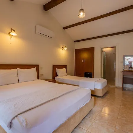 Caretta Caretta Guest house 3*